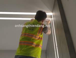 Thi công lắp đặt đèn led thanh nhôm gắn led dây tại Hồ Chí Minh